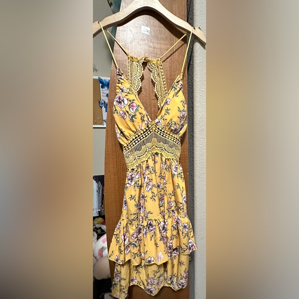 NWT Eunice Women’s Yellow Mini Summer Boho Dress Ruffles Cut Out